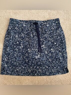 Athleta Navy Floral Print Drawstring Skort